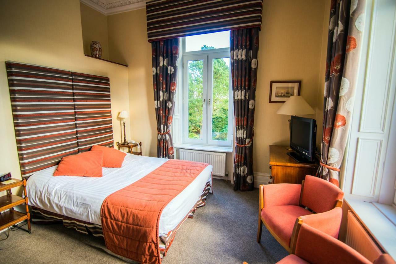 Astley Bank Hotel Дарвэн Экстерьер фото