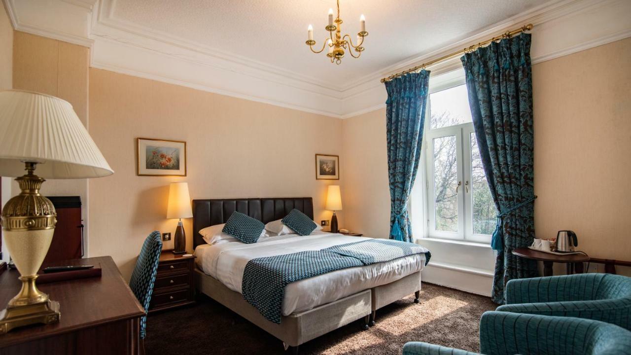 Astley Bank Hotel Дарвэн Экстерьер фото